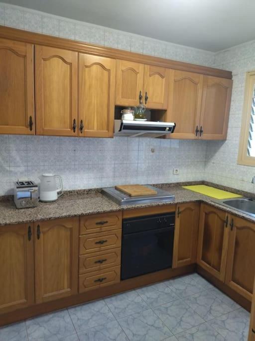 Precioso Apartamento En L'Hospitalet De L'Infant Exterior photo